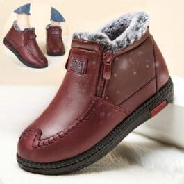 Stylish women's plush ankle boots featuring a cozy fur lining, ideal for winter wear and providing exceptional comfort.